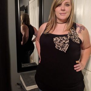 Leopard bow detail tank top